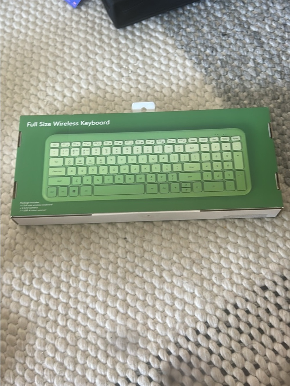 heyday Full-Size Wireless Keyboard in Bright Green